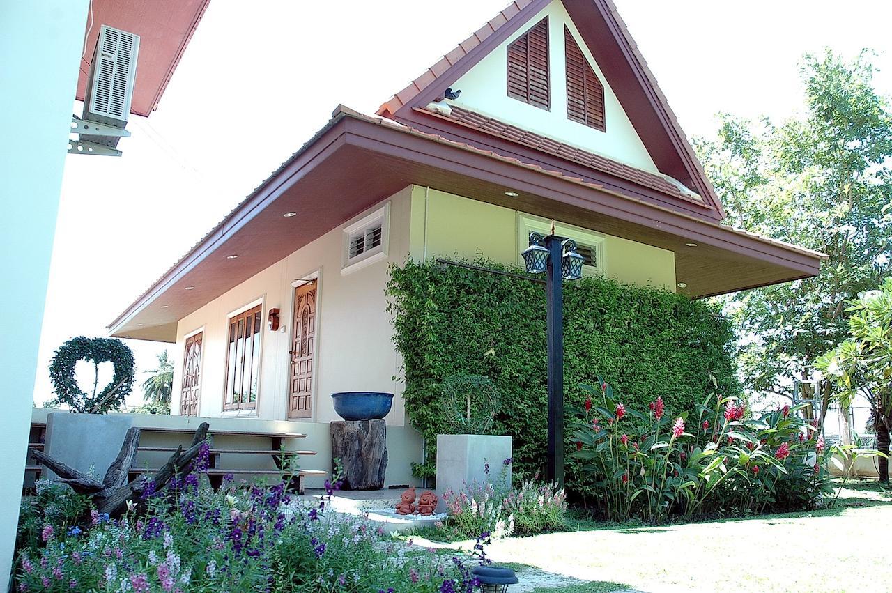 Thararin Villa Ban Doem Bang Dış mekan fotoğraf