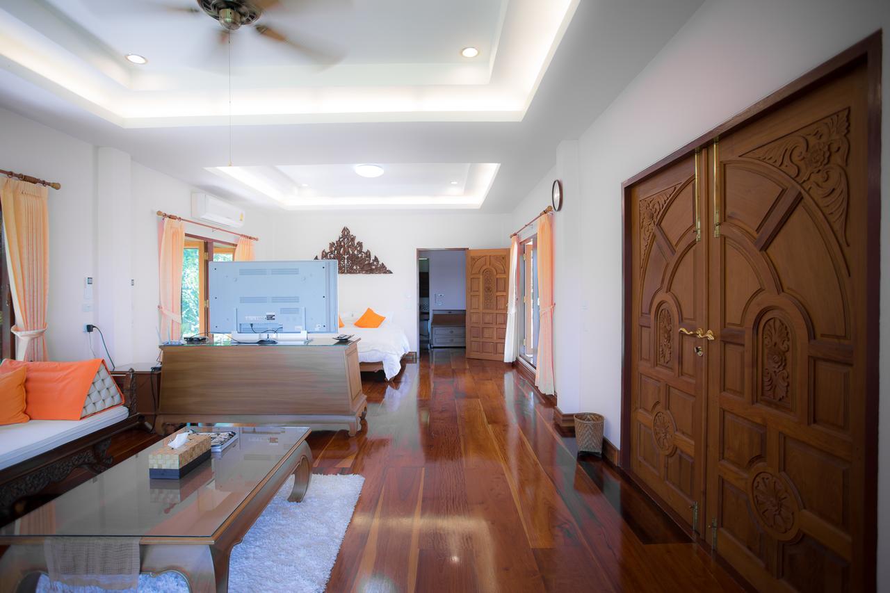 Thararin Villa Ban Doem Bang Oda fotoğraf