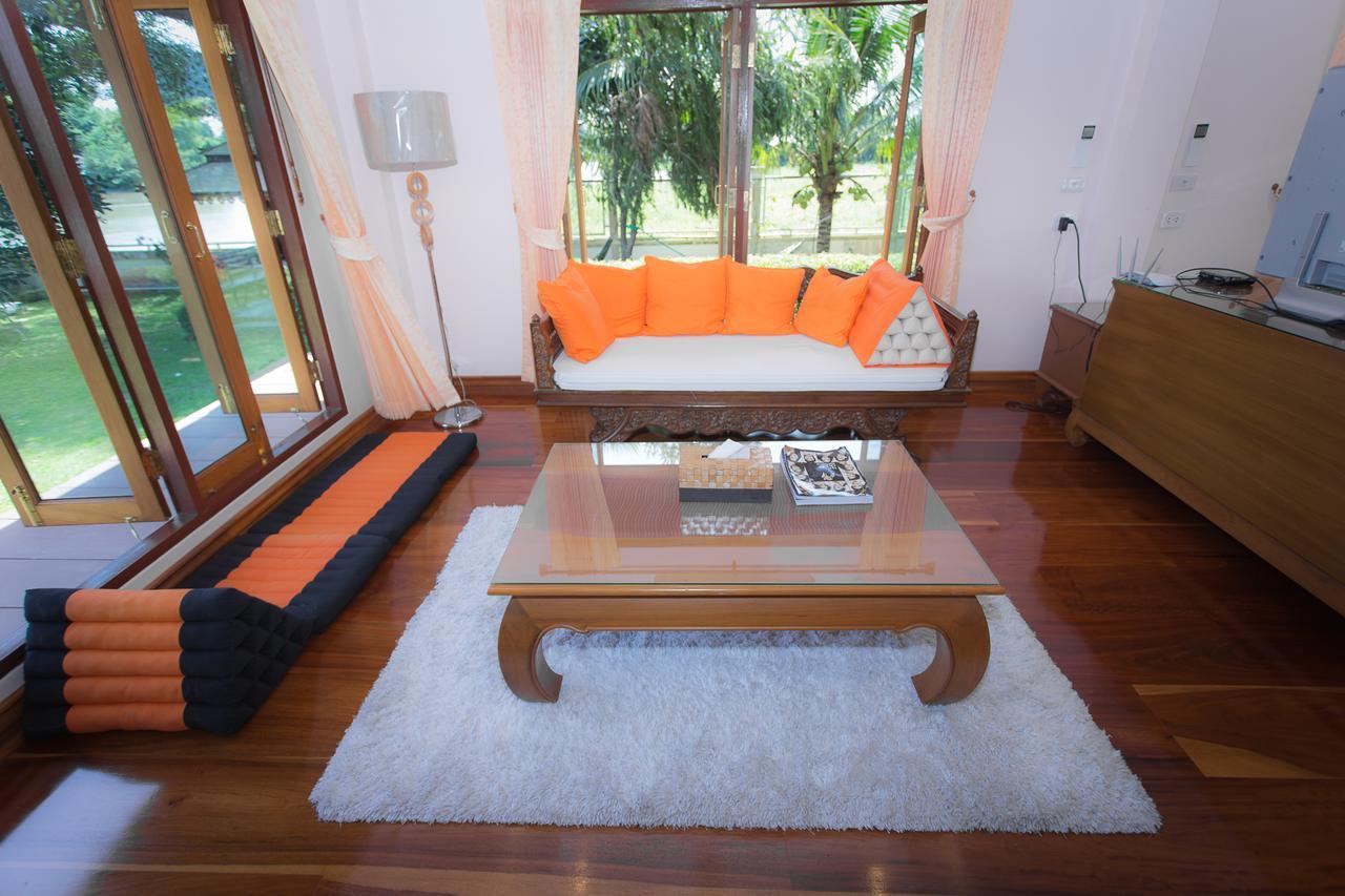 Thararin Villa Ban Doem Bang Oda fotoğraf