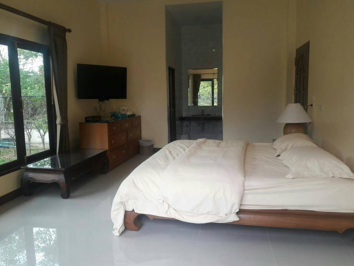 Thararin Villa Ban Doem Bang Dış mekan fotoğraf